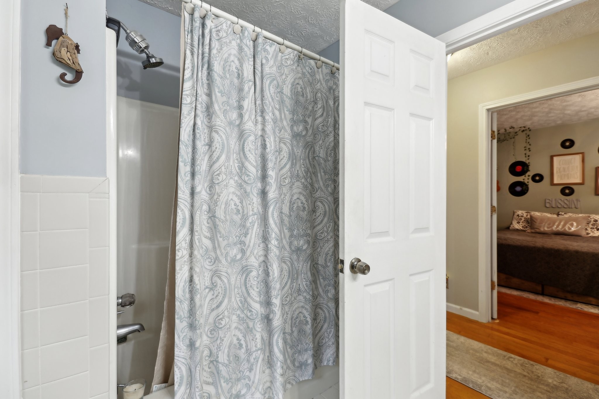 401 Harper Road Clarksville, TN 37043 - Photo 36 of 79 a bathroom with a shower and a sink