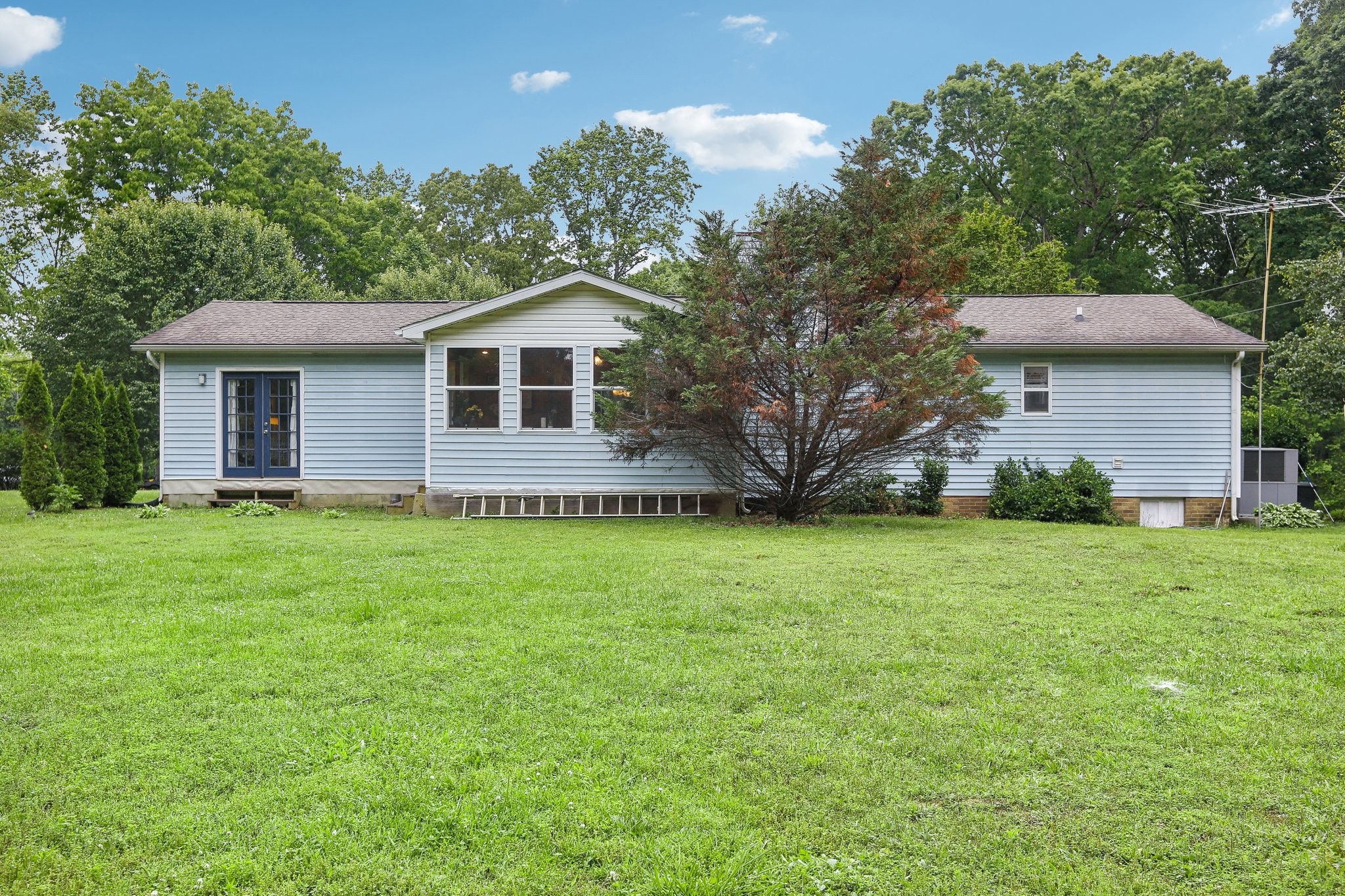 401 Harper Road Clarksville, TN 37043 - Photo 54 of 79 a view of a house with a backyard
