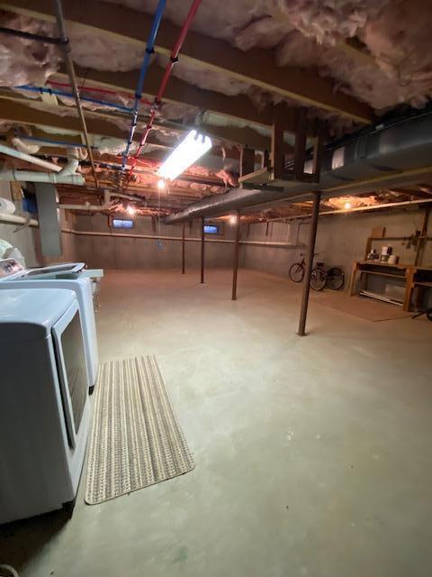 5 Barbary Circle Mashpee, MA 02649 - Photo 23 of 24 a view of a room with gym equipment