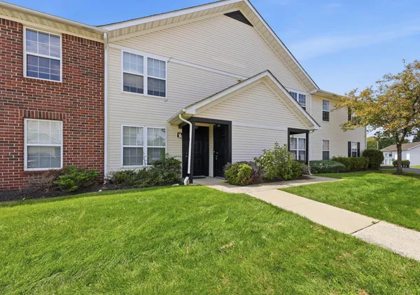$1,100 | 5561 Cedar Springs, Columbus, OH 43228