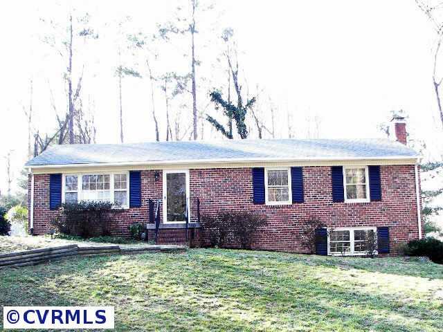 520 Whitaker Road Richmond, VA 23235 - Photo 1 of 10 Exterior Front - 520 Whitaker Road