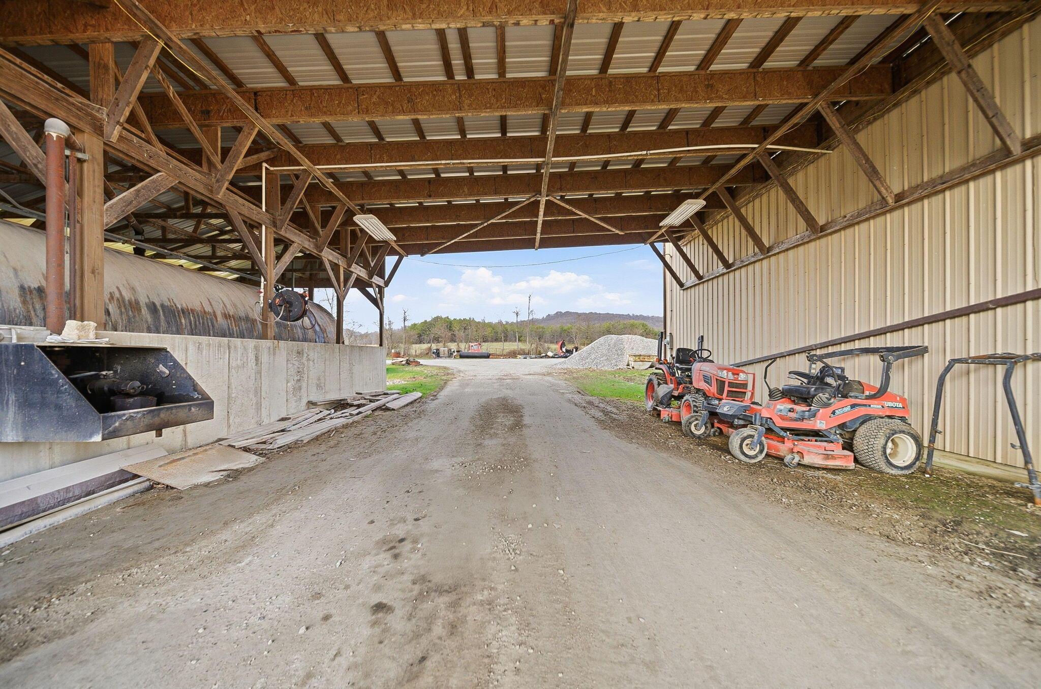 1040 Straight Creek Road Waverly, OH 45690 - Photo 83 of 113 Warehouse/Shop