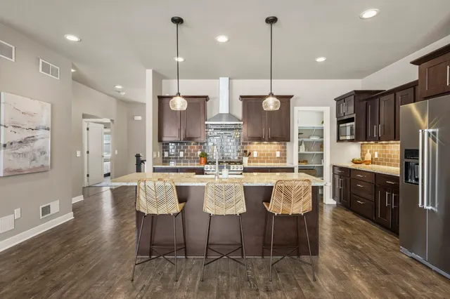 $798,000 | 402 Burnt Sienna Drive, Middleton, WI 53562