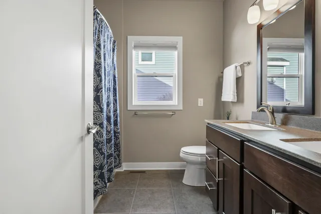 $798,000 | 402 Burnt Sienna Drive, Middleton, WI 53562