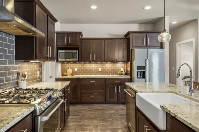 $798,000 | 402 Burnt Sienna Drive, Middleton, WI 53562