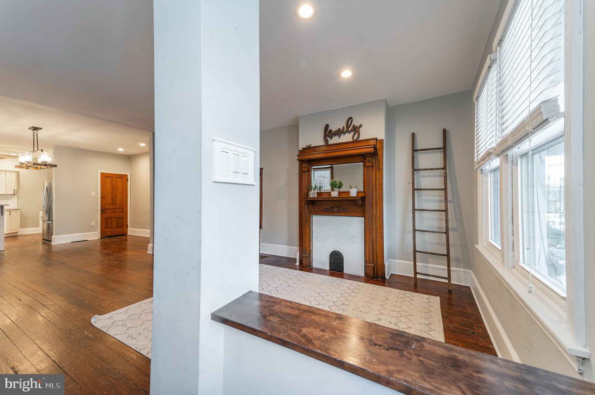 327 Rector Street Philadelphia, PA 19128 - Photo 3 of 47 Gallery Image 3