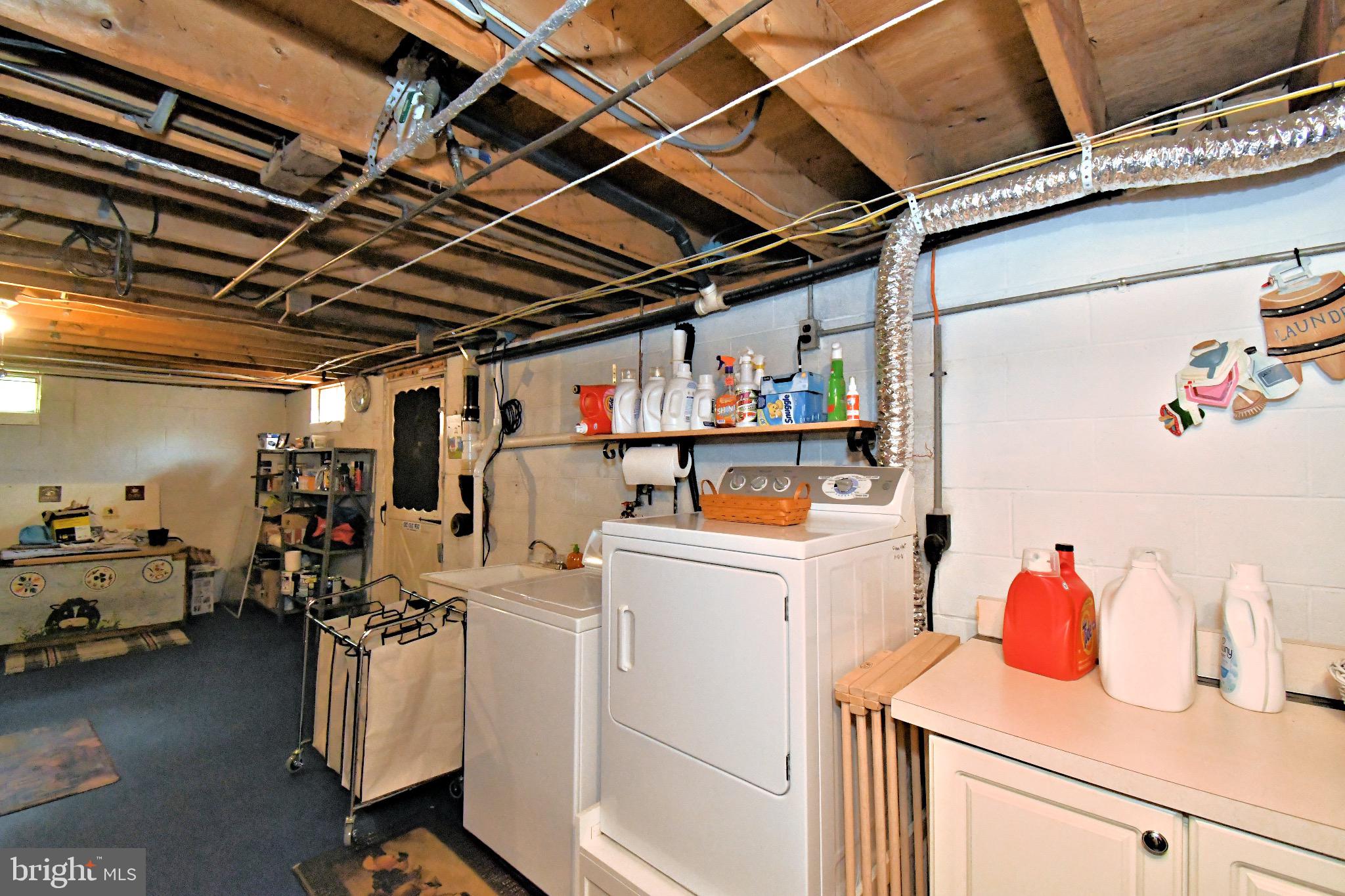 336 Arch Street Spring City, PA 19475 - Photo 42 of 58 a utility room with dryer and washer