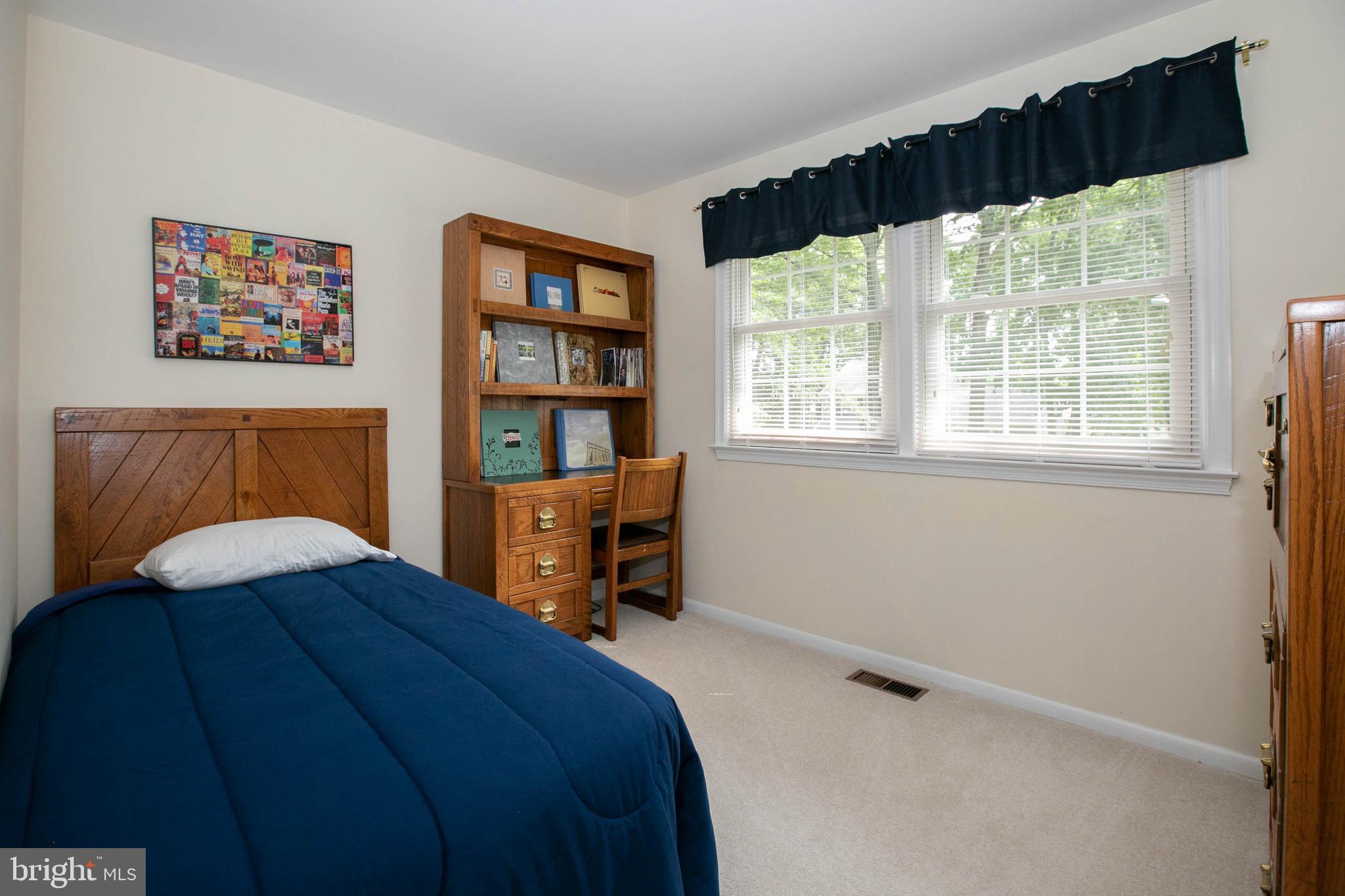 163 Oxford Road Delran, NJ 08075 - Photo 24 of 29 Bedroom 3