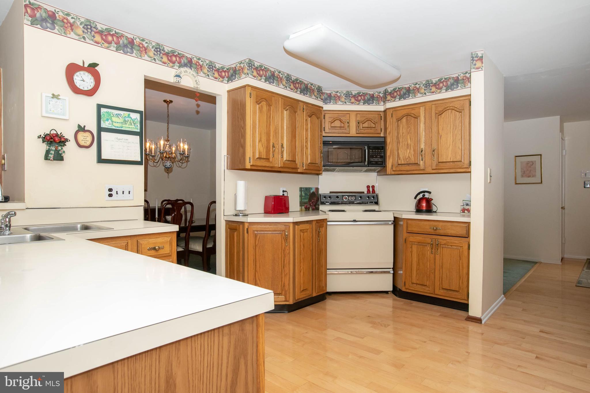 163 Oxford Road Delran, NJ 08075 - Photo 8 of 29 Kitchen