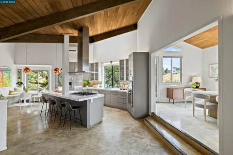 $2,850,000 | 2 Leeward Glen, Lafayette, CA 94549