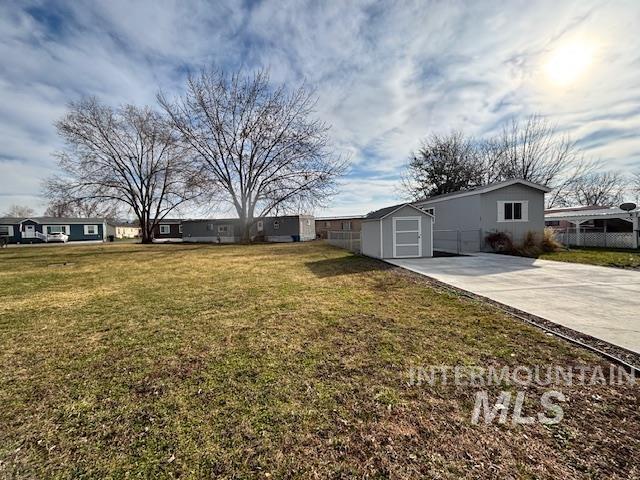 1500 West 7th Street Weiser, ID 83672 - Photo 9 of 10 View of yard featuring an outbuilding