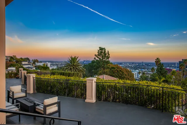 $10,495,000 | 1260 St Ives Place, Los Angeles, CA 90069