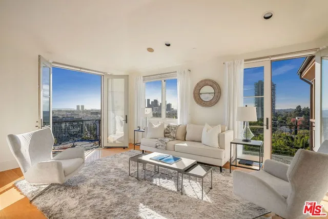 $10,495,000 | 1260 St Ives Place, Los Angeles, CA 90069