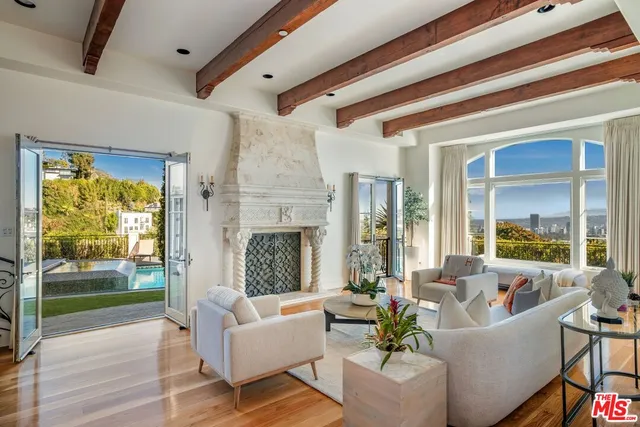 $10,495,000 | 1260 St Ives Place, Los Angeles, CA 90069