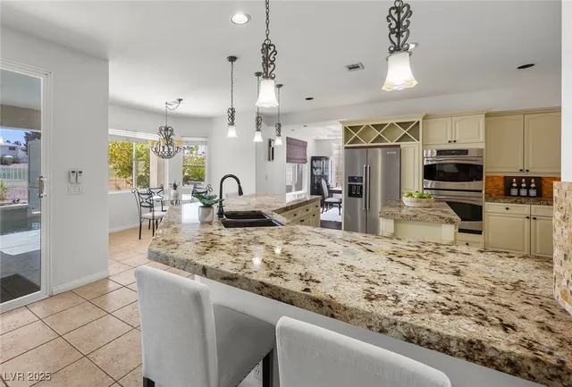 $1,149,990 | 2445 Ping Drive, Henderson, NV 89074