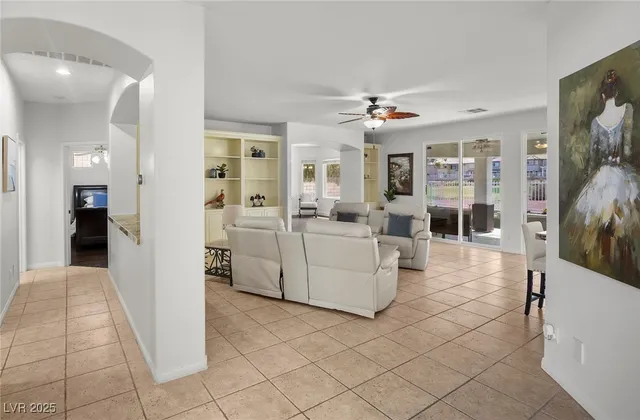 $1,149,990 | 2445 Ping Drive, Henderson, NV 89074