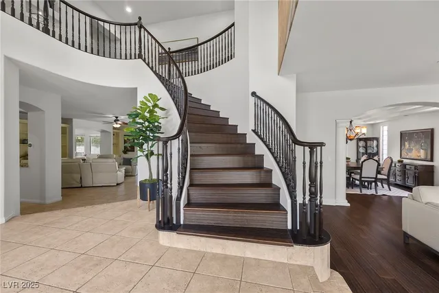 $1,149,990 | 2445 Ping Drive, Henderson, NV 89074