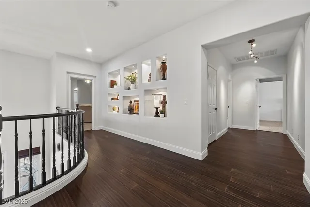 $1,149,990 | 2445 Ping Drive, Henderson, NV 89074