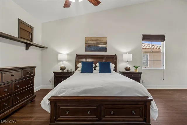 $1,149,990 | 2445 Ping Drive, Henderson, NV 89074