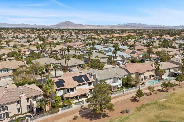 $1,149,990 | 2445 Ping Drive, Henderson, NV 89074