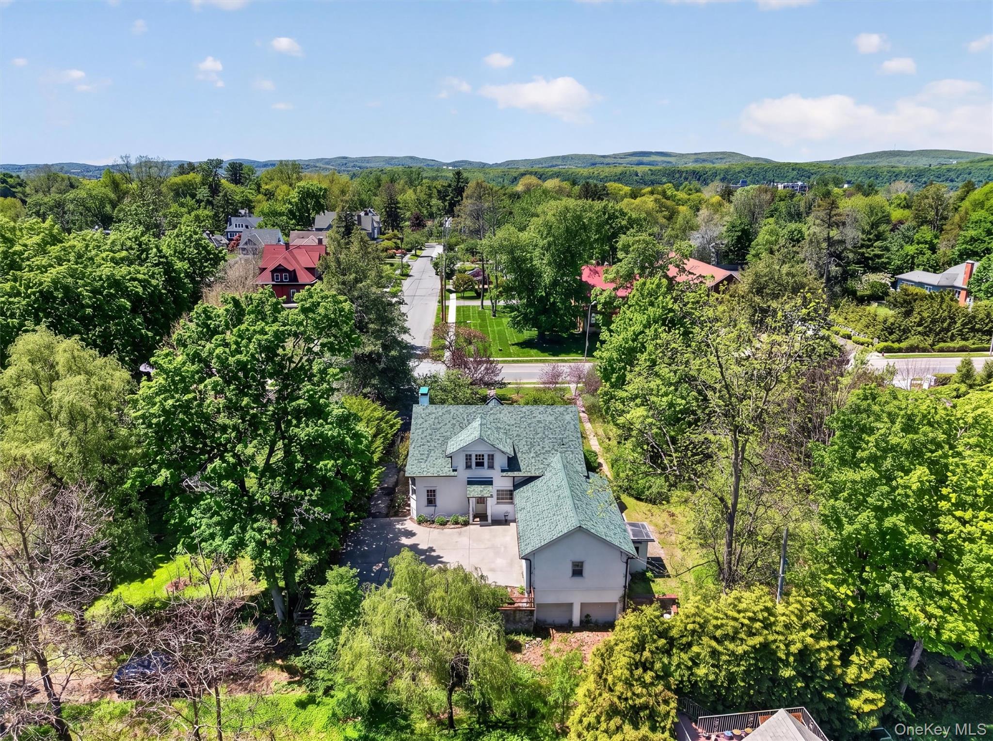 96 Hooker Avenue Poughkeepsie, NY 12601 - Photo 41 of 43