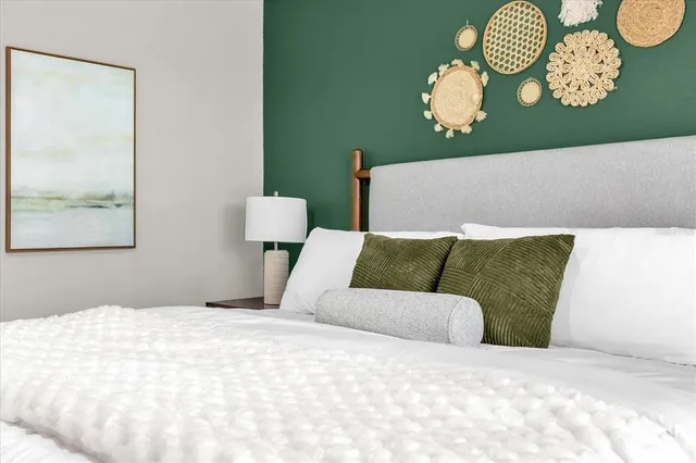 $289,900 | 2020 Calabria Avenue, Davenport, FL 33897