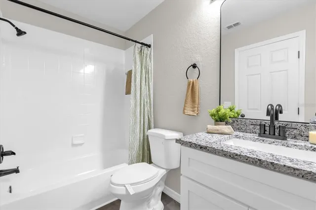 $289,900 | 2020 Calabria Avenue, Davenport, FL 33897