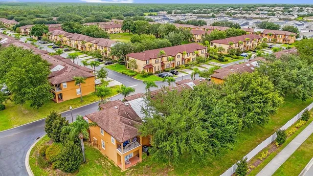 $289,900 | 2020 Calabria Avenue, Davenport, FL 33897