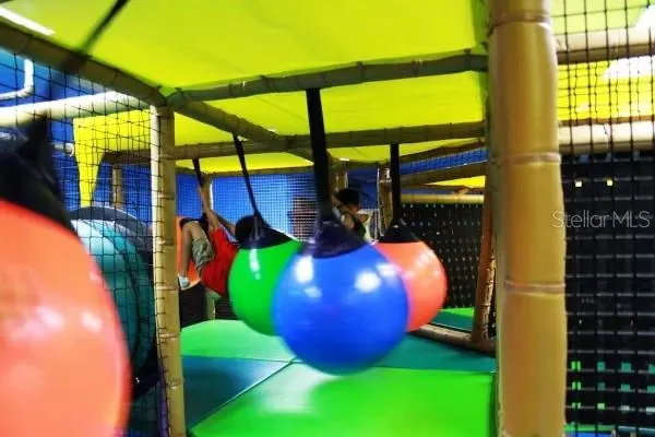 $289,900 | 2020 Calabria Avenue, Davenport, FL 33897