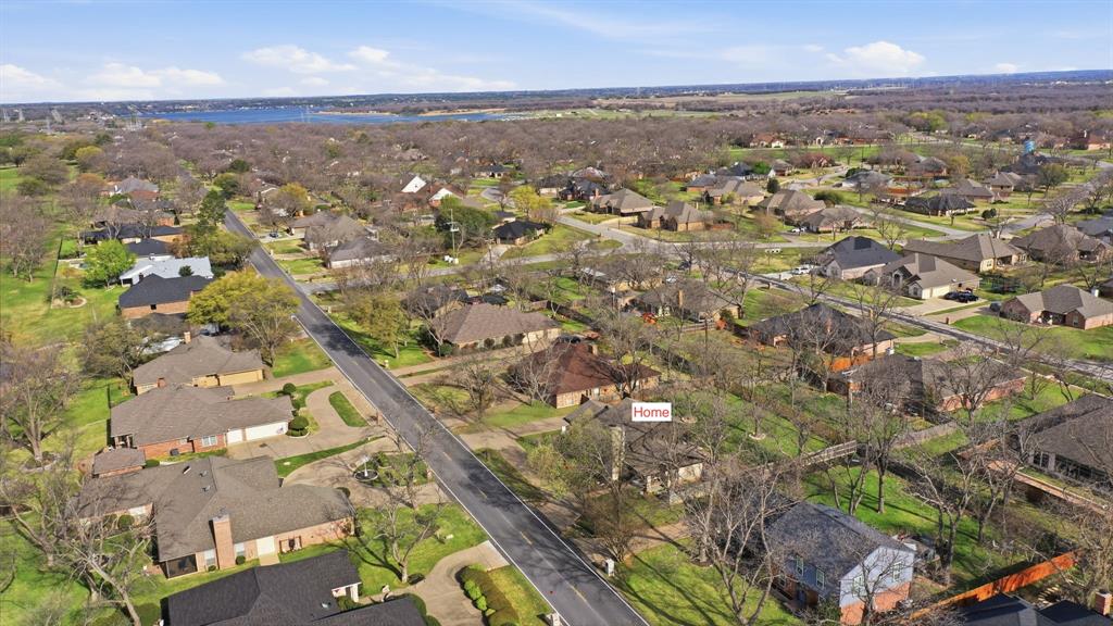5206 Wedgefield Road Granbury, TX 76049 - Photo 38 of 39 an aerial view of multiple house