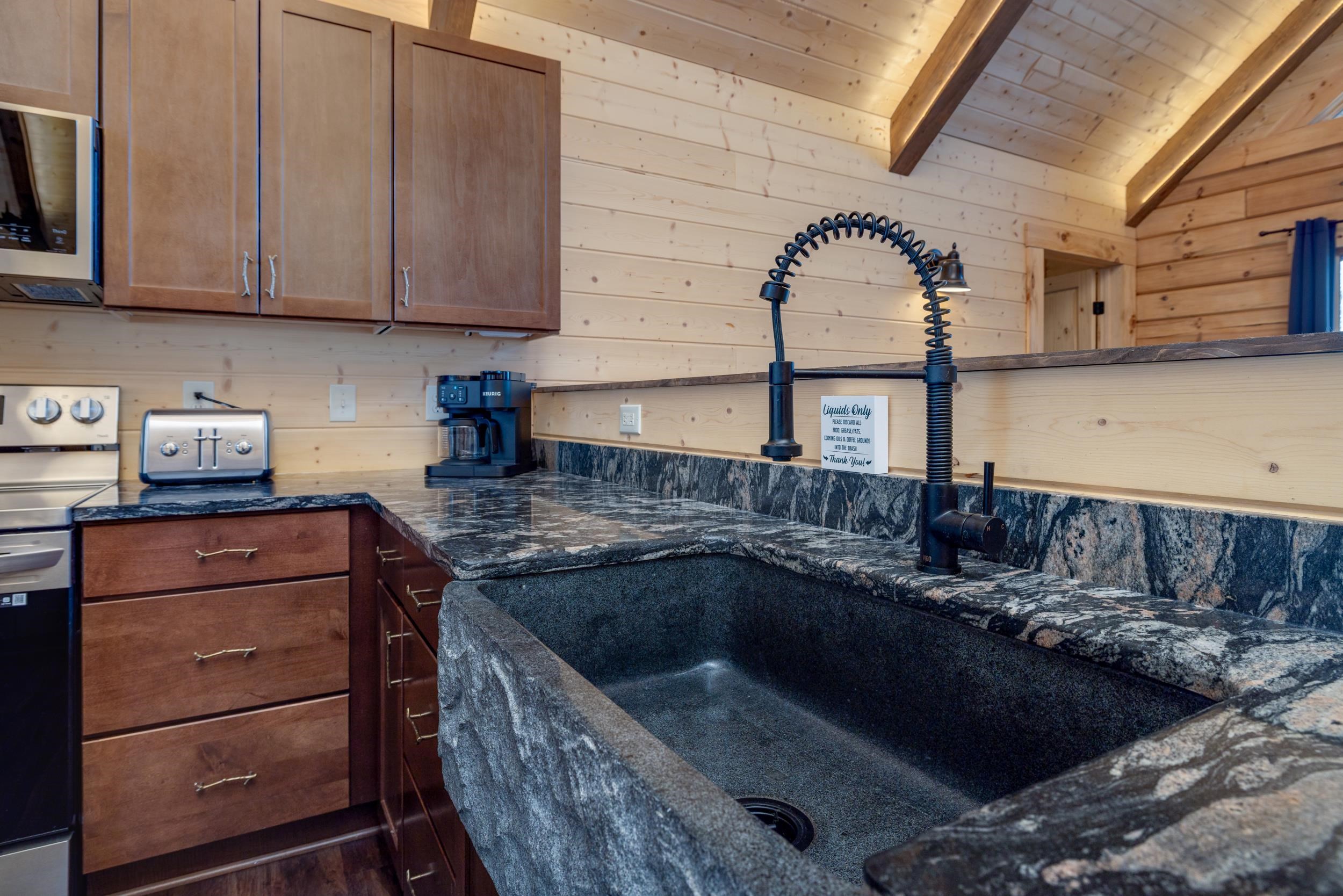 325 Rivendell Lane Shenandoah, VA 22849 - Photo 10 of 75 Gallery Image 10