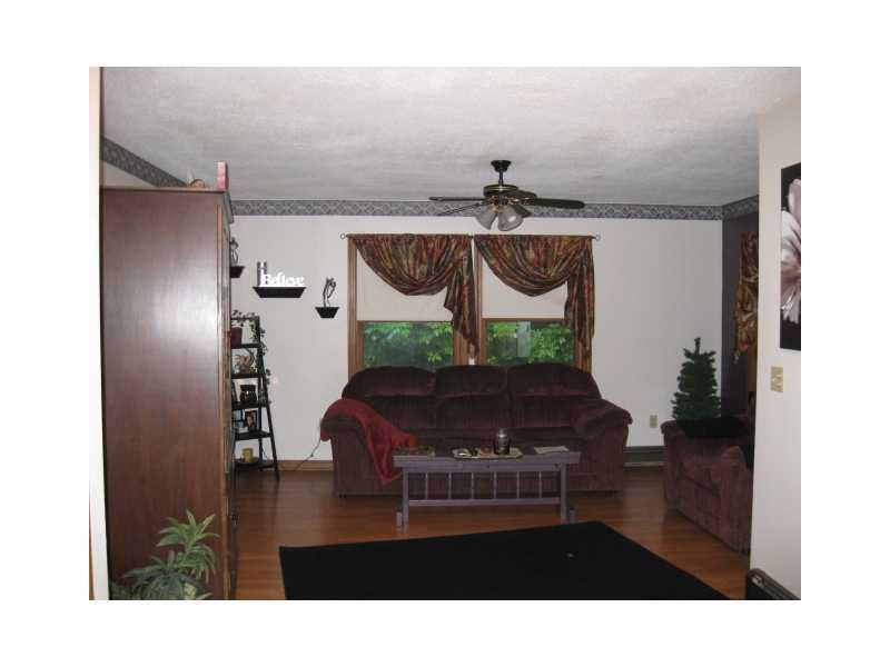40 Orchard Road Dover-Foxcroft, ME 04426 - Photo 3 of 21 Living Room.