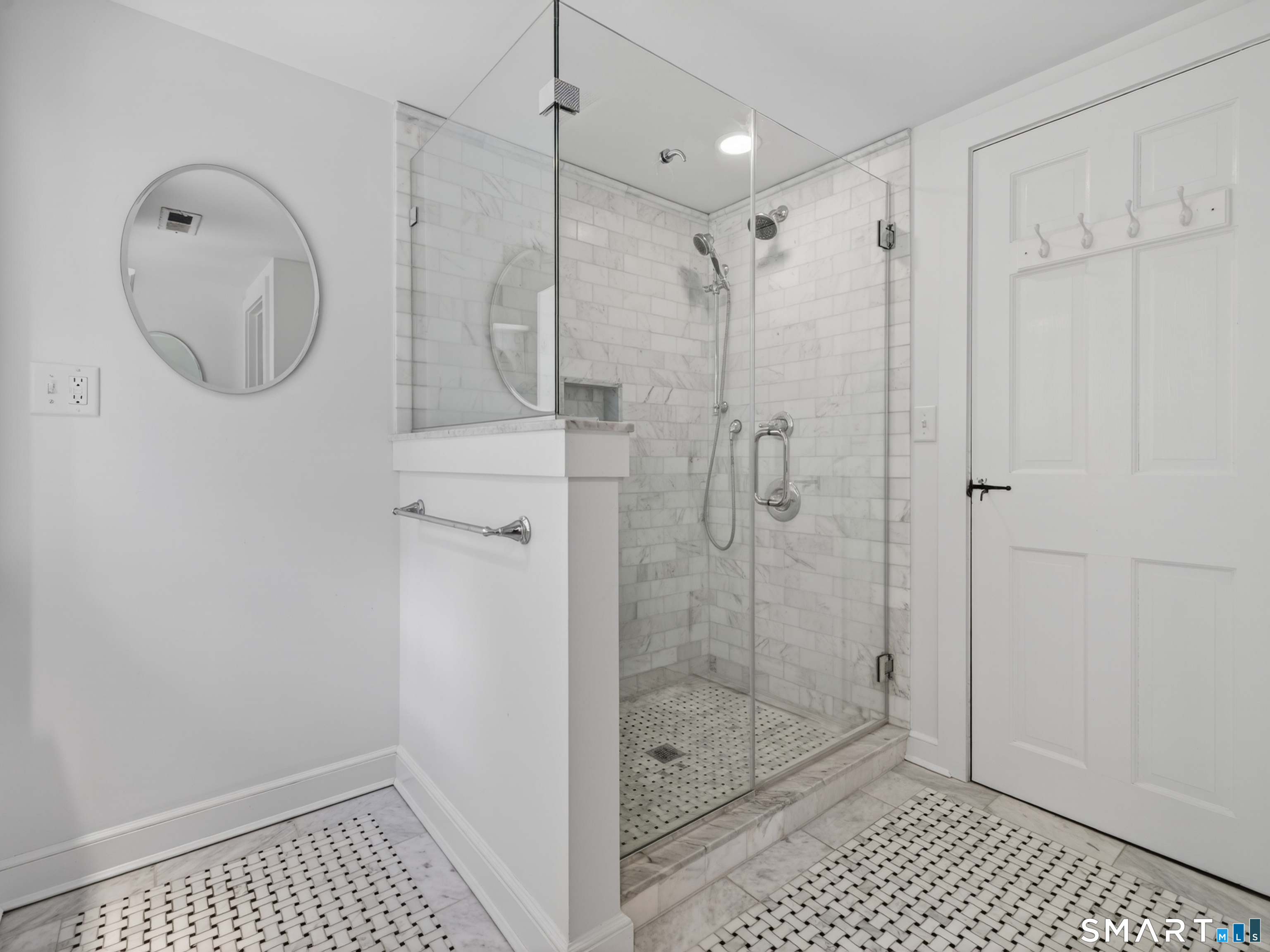 14 Cow Pen Hill Road Killingworth, CT 06419 - Photo 31 of 40 Conveniently located on the upper level, the family bathroom comfortably serves all three secondary bedrooms.