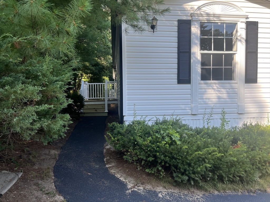 10 David Road Carver, MA 02330 - Photo 2 of 18 Gallery Image 2