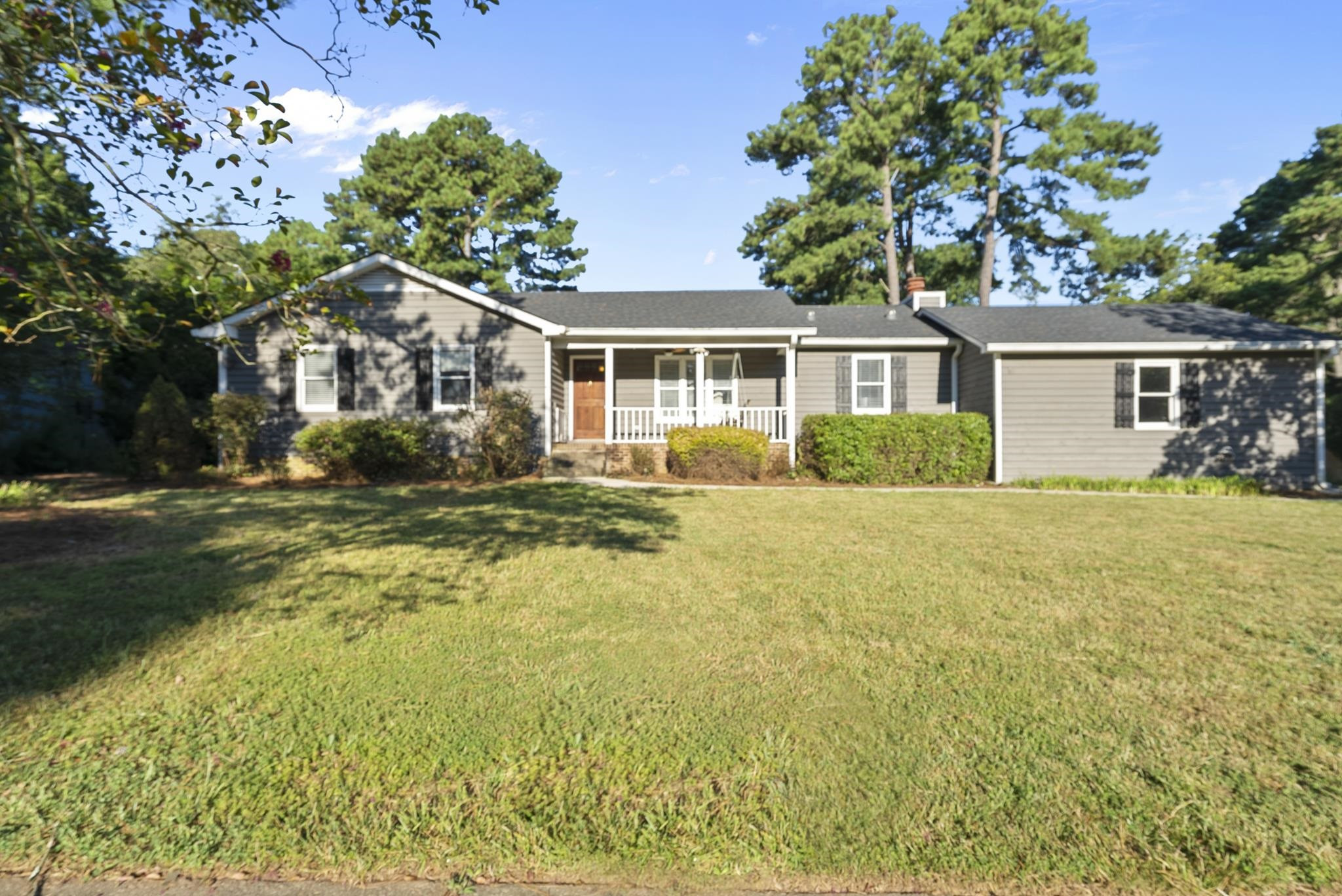 600 Merrie Road Raleigh, NC 27606 - Photo 1 of 33 Photo 1