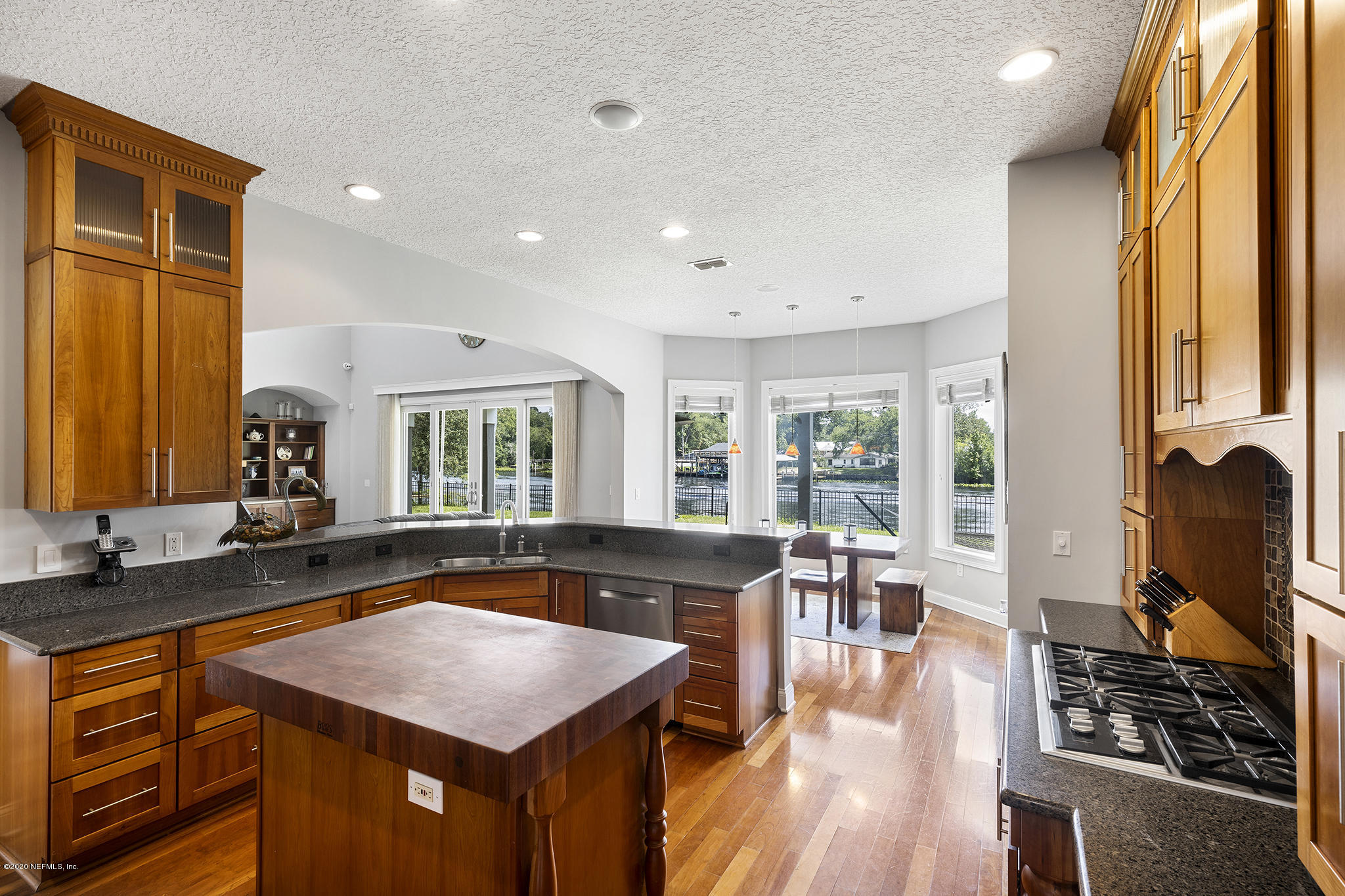 3255 Manatee Point Middleburg, FL 32068 - Photo 20 of 70 kitchen (2)