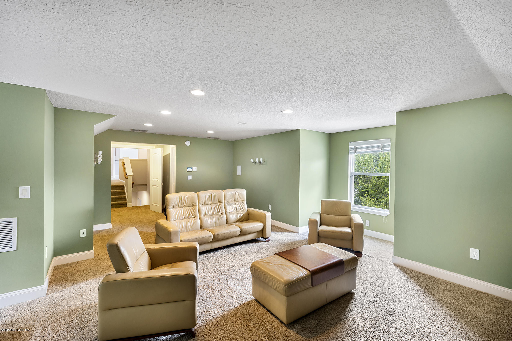 3255 Manatee Point Middleburg, FL 32068 - Photo 41 of 70 a living room with furniture and a large window