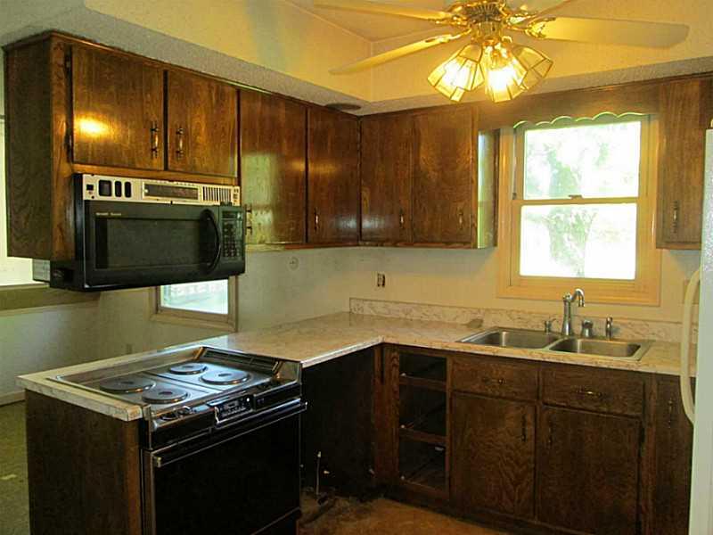 8762 5 Points Road Indianapolis, IN 46237 - Photo 5 of 20 Gallery Image 5