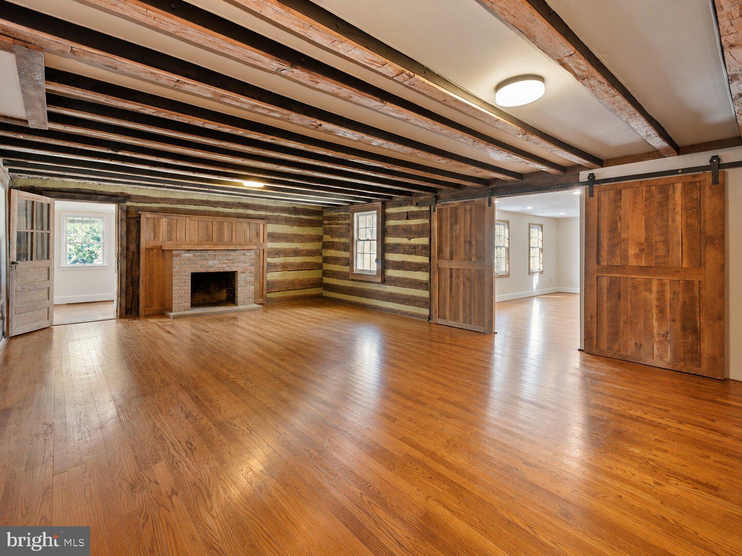 326 Walker Road Great Falls, VA 22066 - Photo 13 of 50