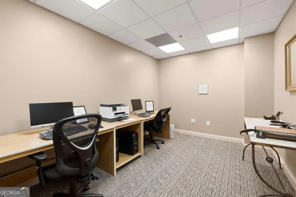 $2,800 | 3481 Lakeside Drive Northeast, Unit 605, Atlanta, GA 30326