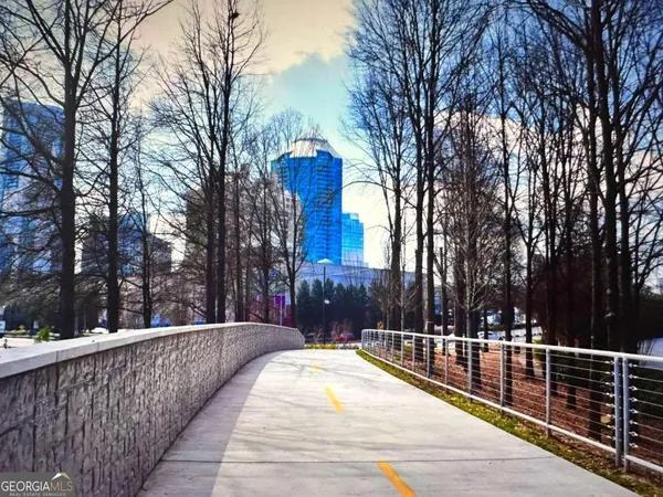 $2,800 | 3481 Lakeside Drive Northeast, Unit 605, Atlanta, GA 30326