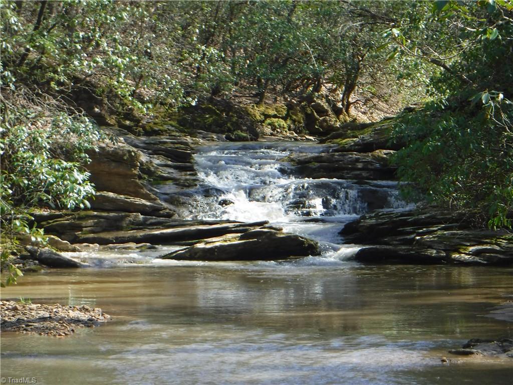 1385 Wright Road Westfield, NC 27053 - Photo 14 of 20 Gallery Image 14