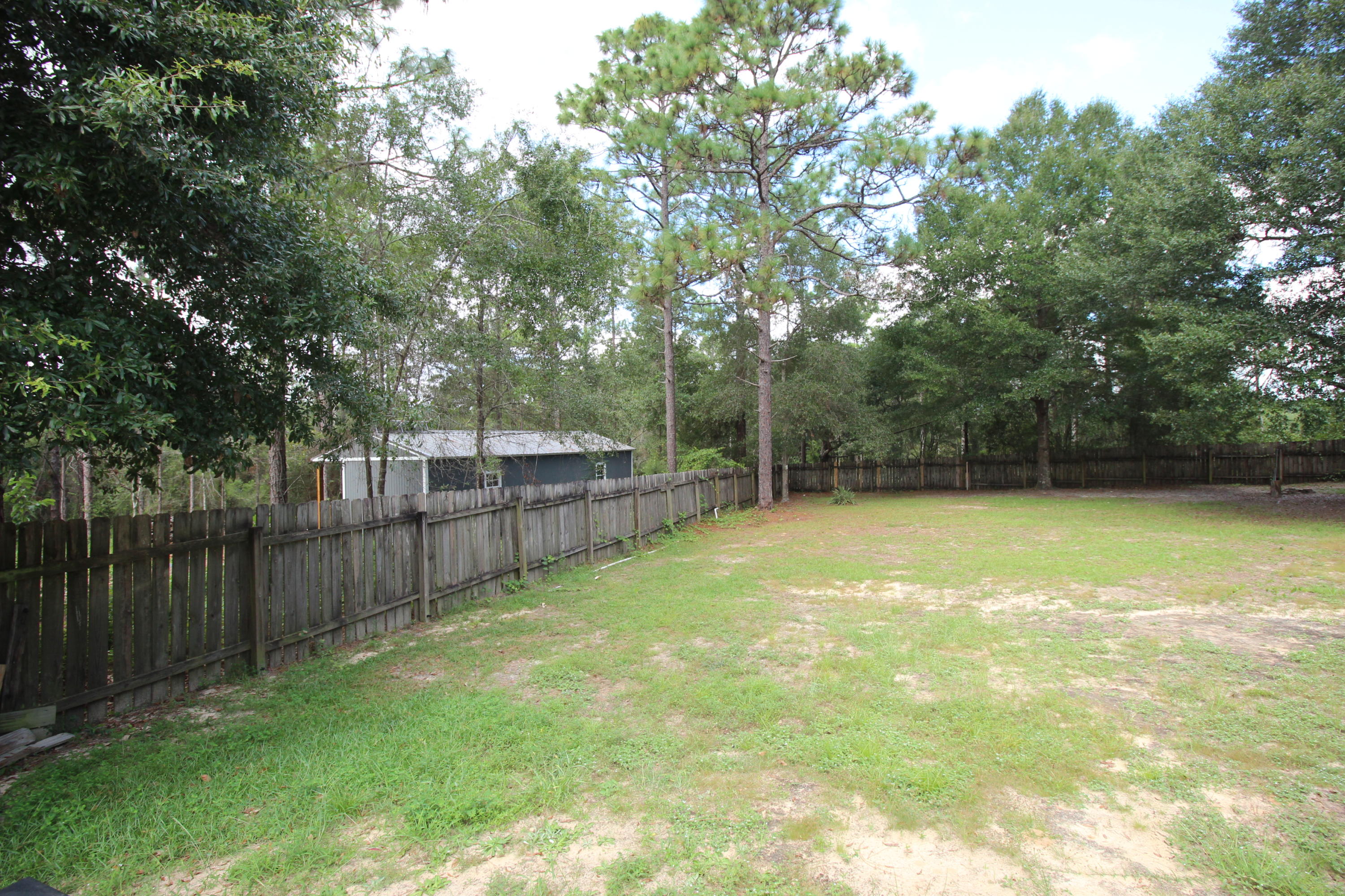 304 East Renoir Road DeFuniak Springs, FL 32433 - Photo 23 of 25 BB5E8AFA-F73C-4E1B-8BF3-61279E558D26