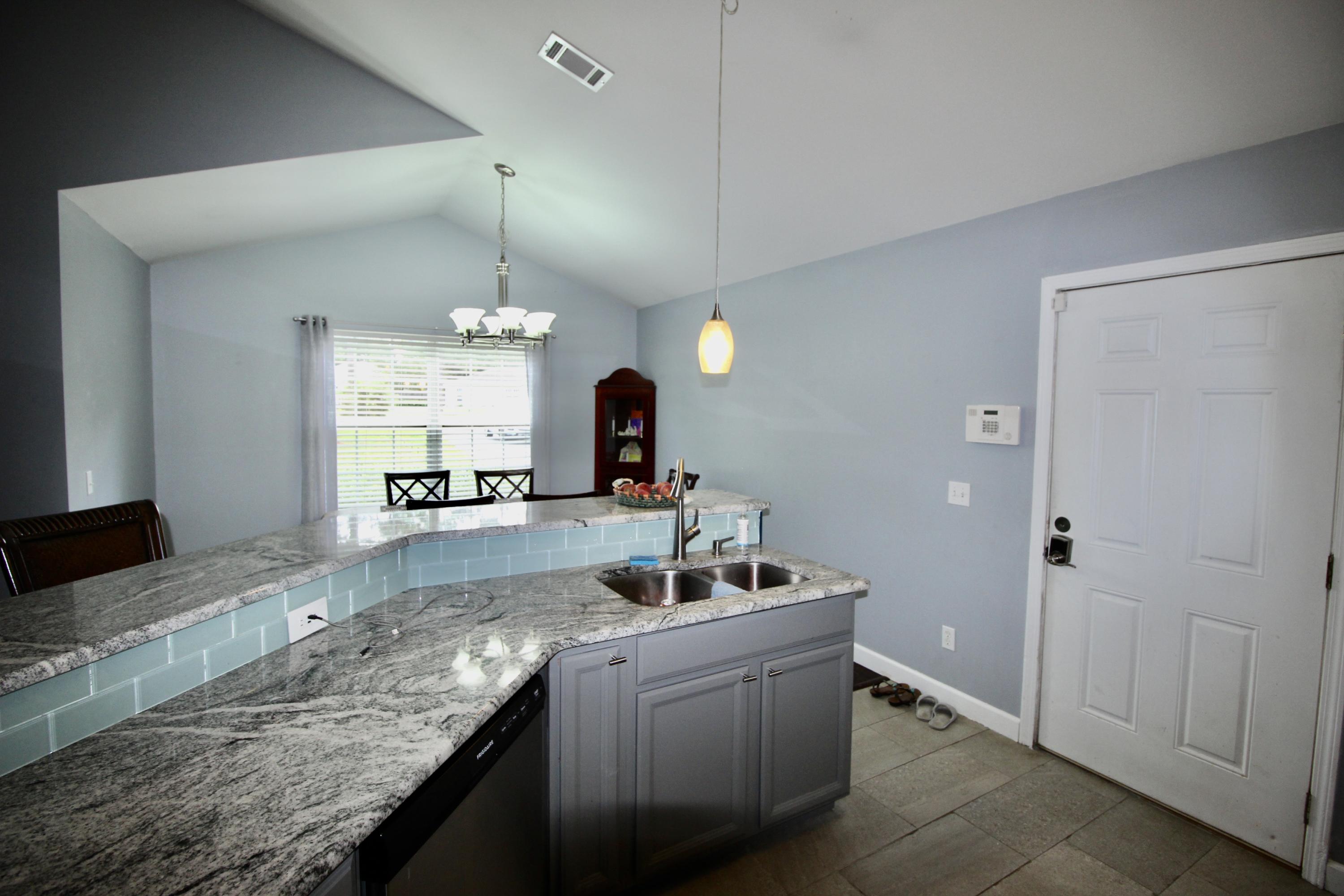 304 East Renoir Road DeFuniak Springs, FL 32433 - Photo 8 of 25 1BF8A5B6-AE75-4793-81AE-8C81DACC1239_1_2