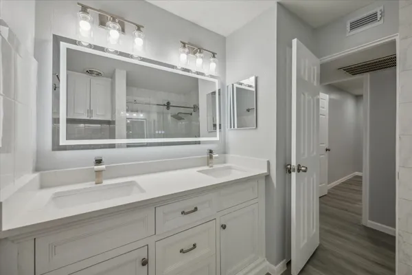 $1,900 | 3271 Sul Ross Street, Unit 21, Houston, TX 77098