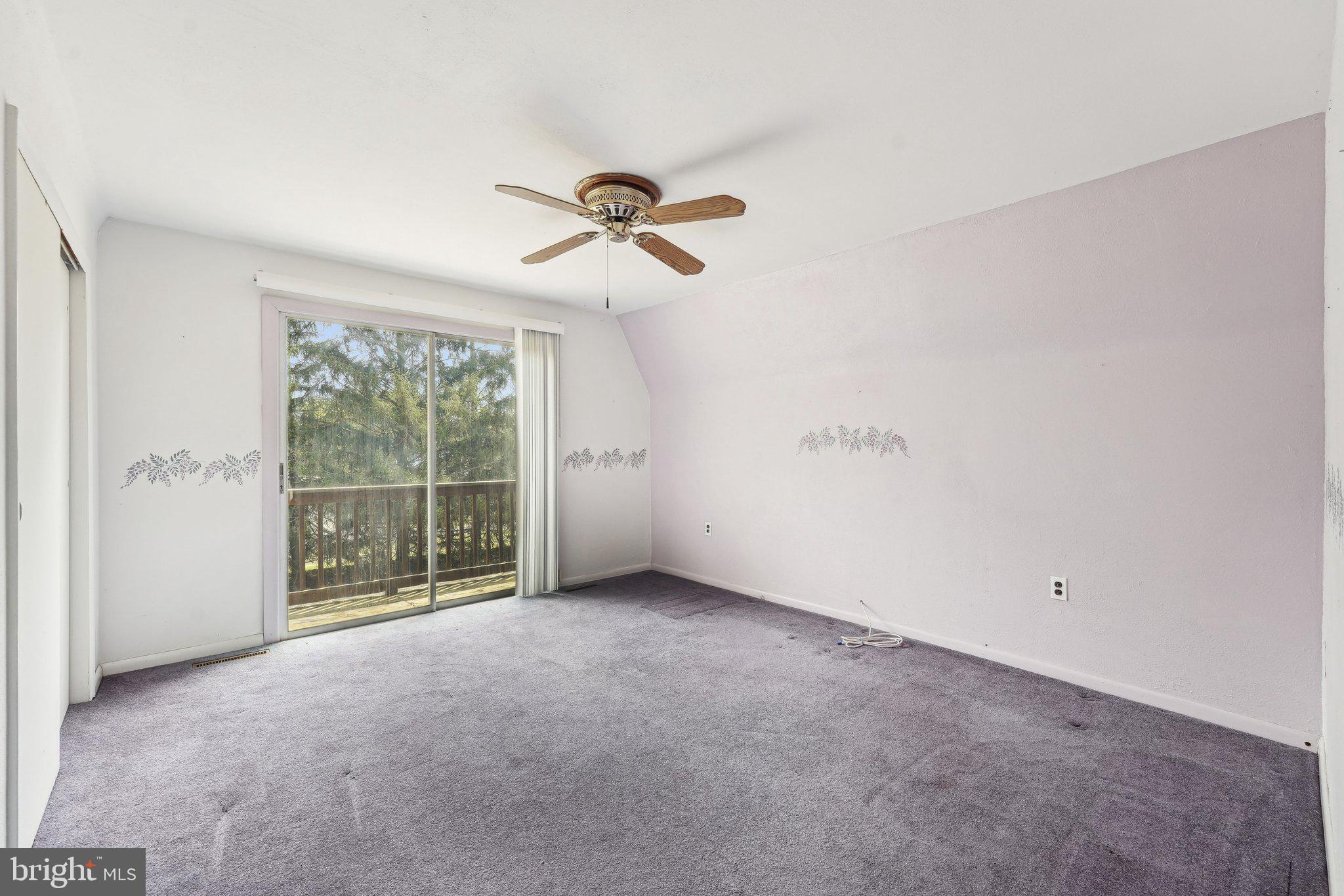 2 Oakview Drive Berlin, NJ 08009 - Photo 26 of 64 a view of room with front door