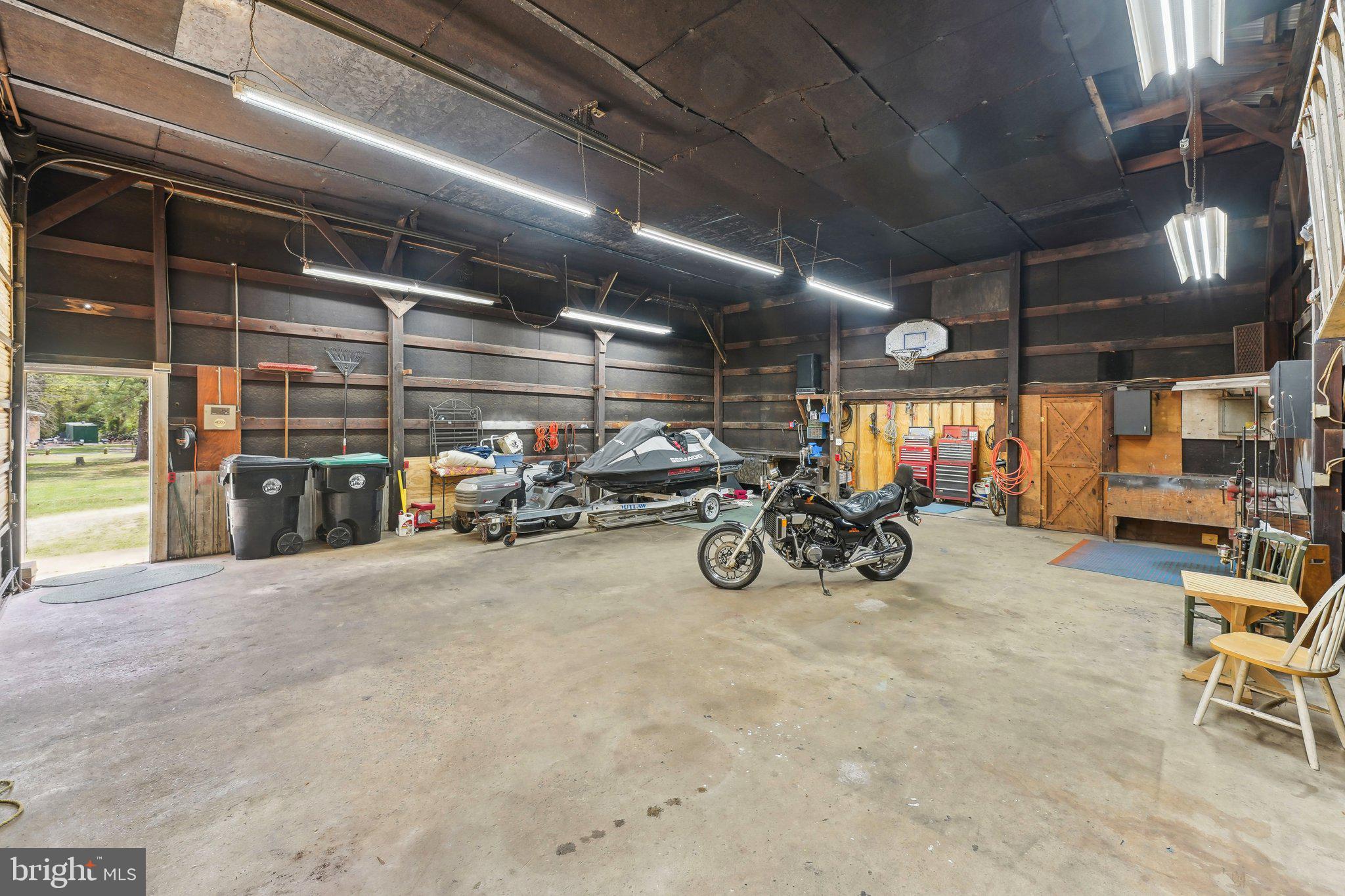 2 Oakview Drive Berlin, NJ 08009 - Photo 36 of 64