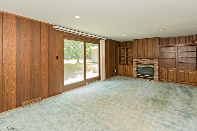 911 Roland Road Lyndhurst, OH 44124 - Photo 4 of 22