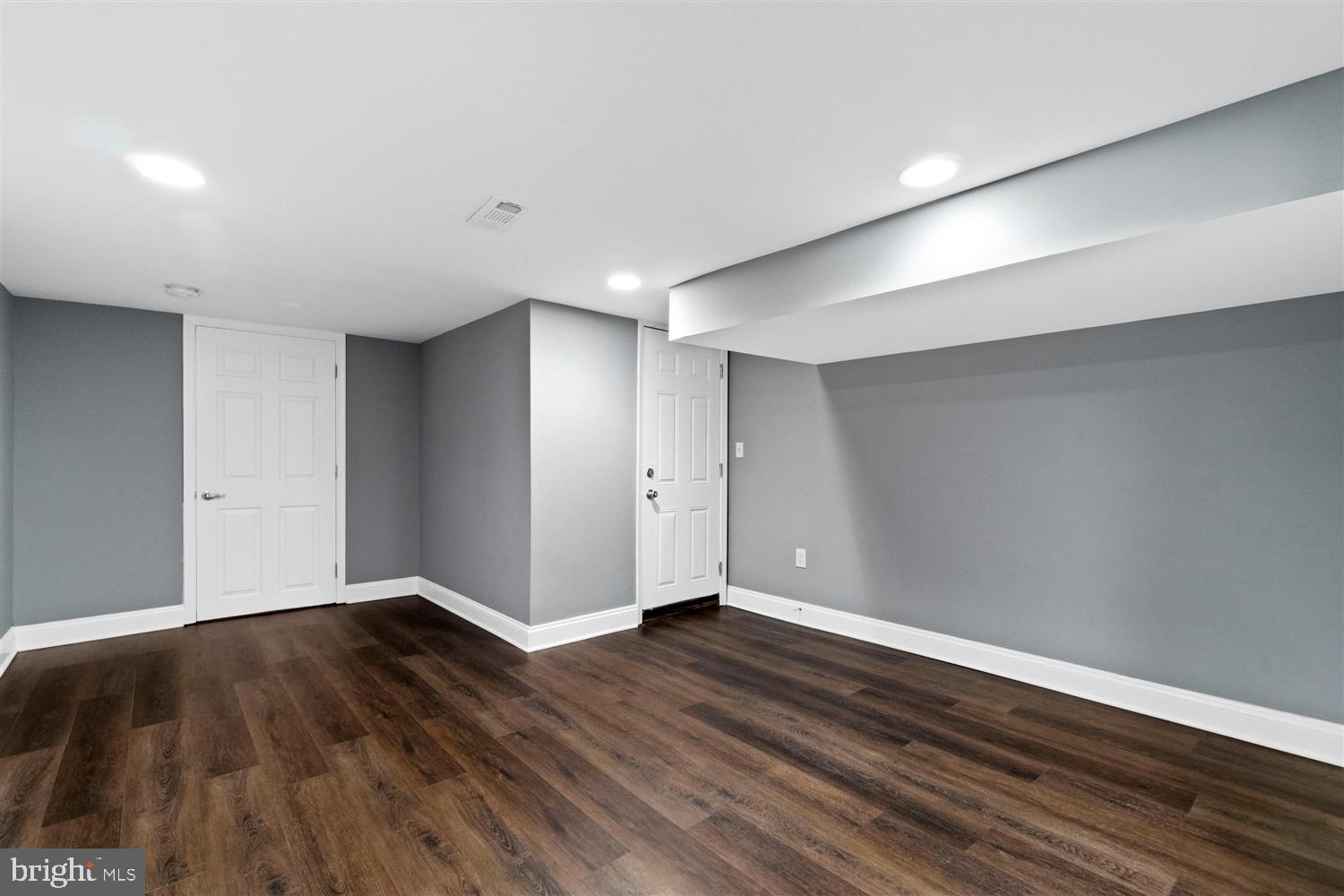 3816 Woodridge Road Baltimore, MD 21229 - Photo 24 of 30 Gallery Image 24