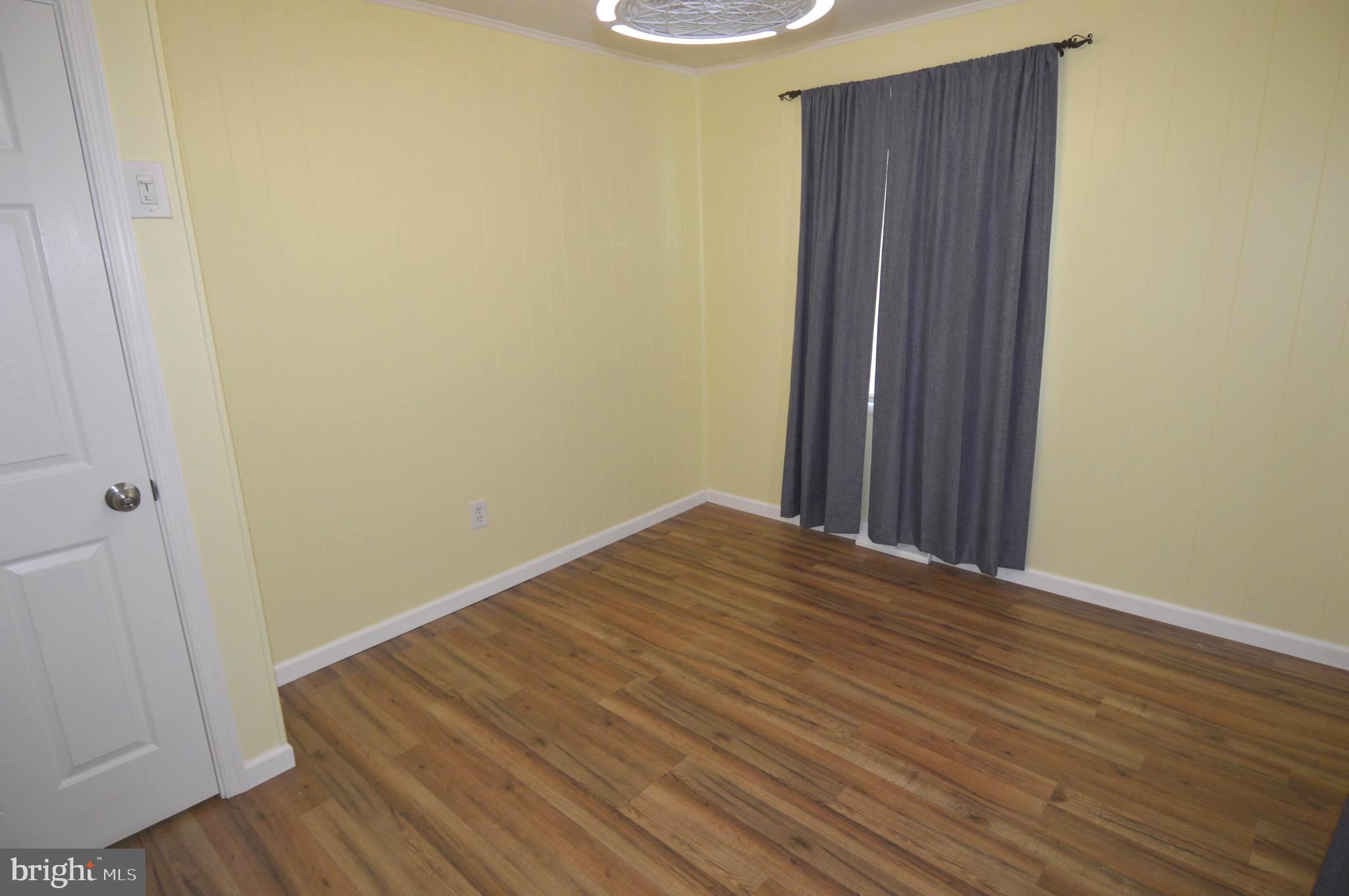 1724 Earhart Road Essex, MD 21221 - Photo 12 of 16 Gallery Image 12